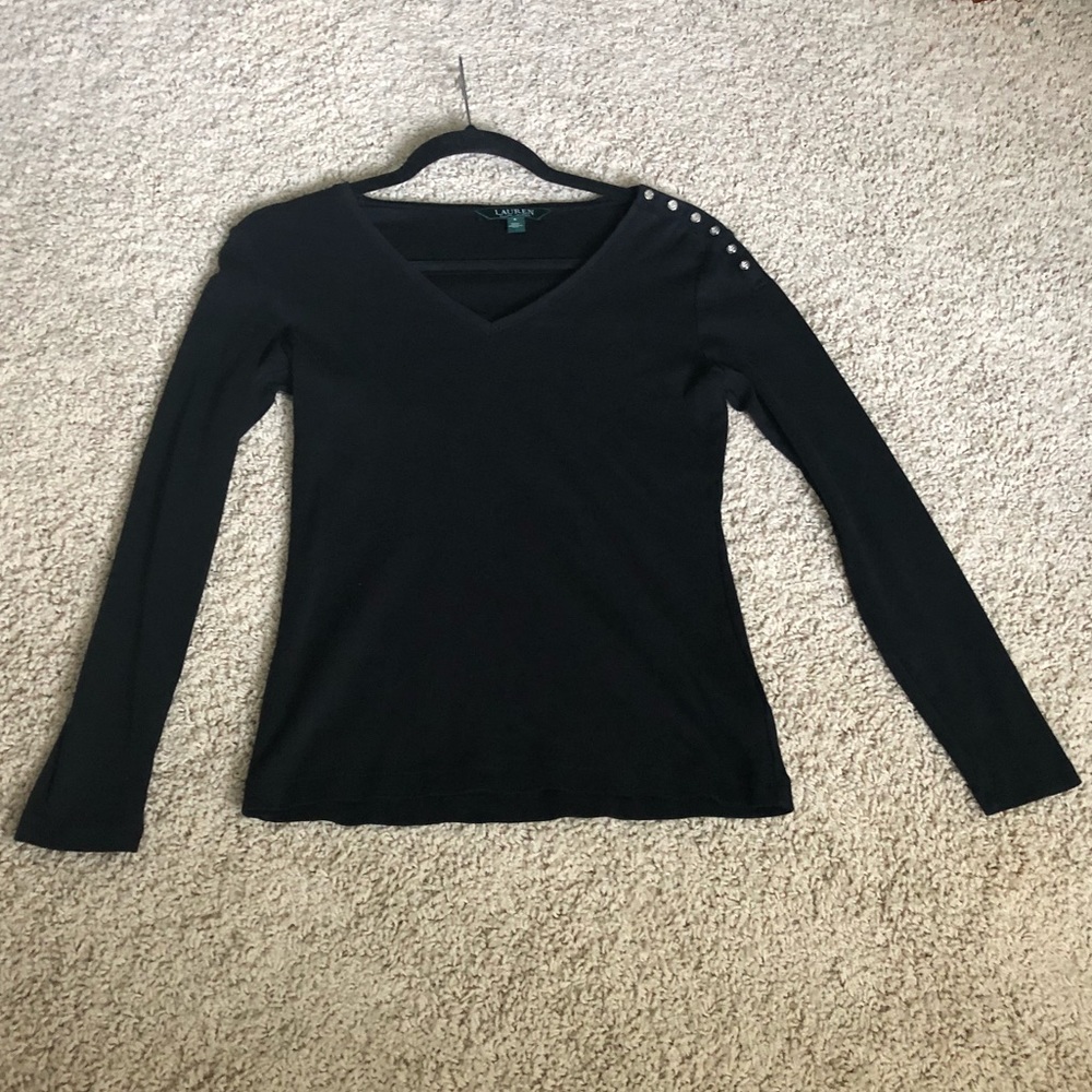 LAUREN RALPH LAUREN ADORABLE VNECK BLACK TOP